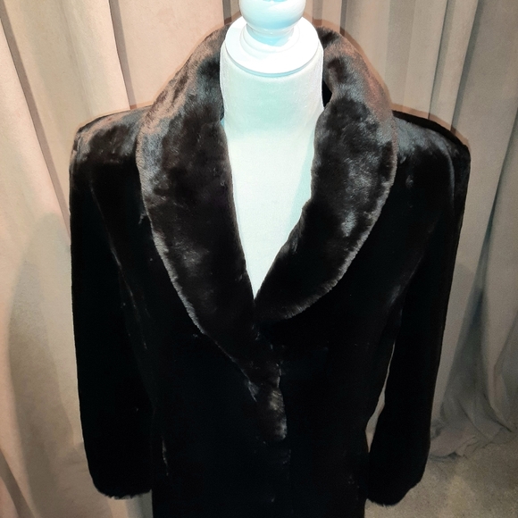 east 5th faux fur coat - Picture 11 of 13